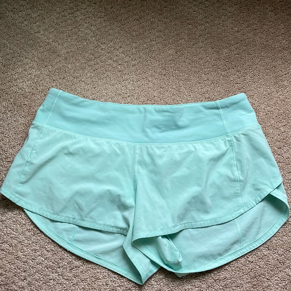Lululemon Speed Up Shorts 2.5”